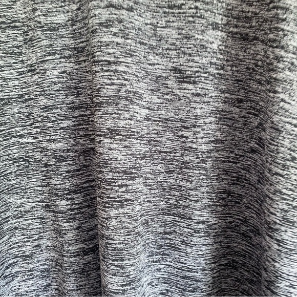 Under Armour Women's Gray V-Neck Top - Picture 3 of 5